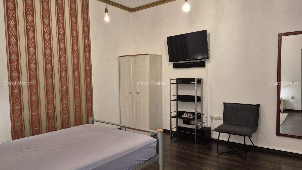 Garsoniera ultracentrala de închiriat - 7