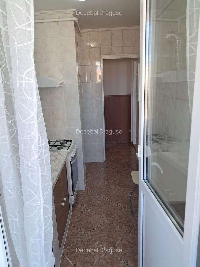 Apartament cu 3 camere decomandat în Griviței - 7