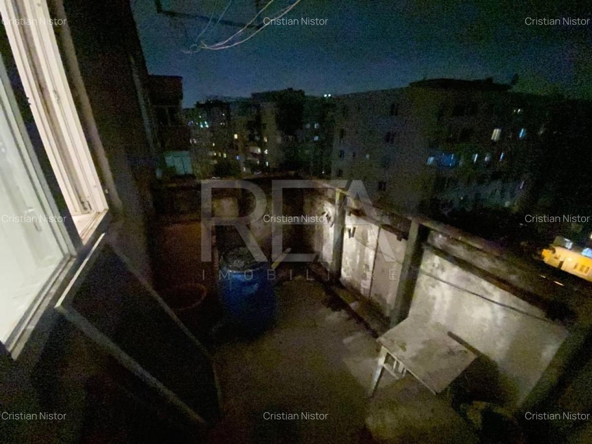 3 Camere aproape de Jumbo Center - 11