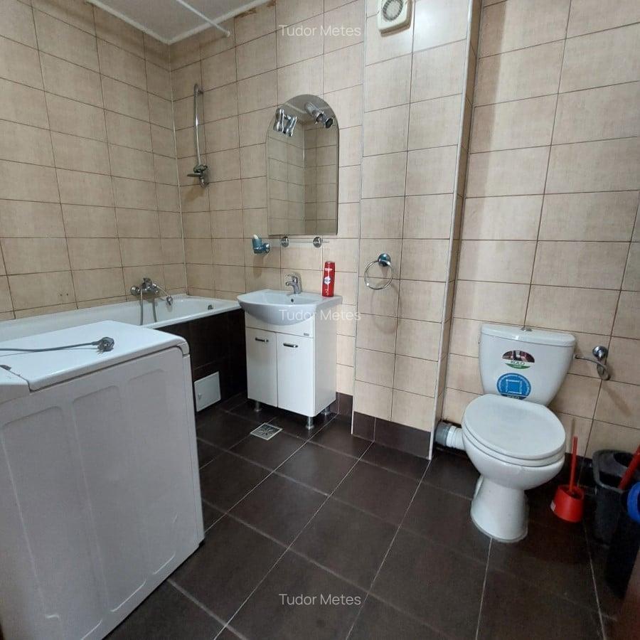 Apartament cu 2 camere semidecomandat, mobilat în Florești - 9