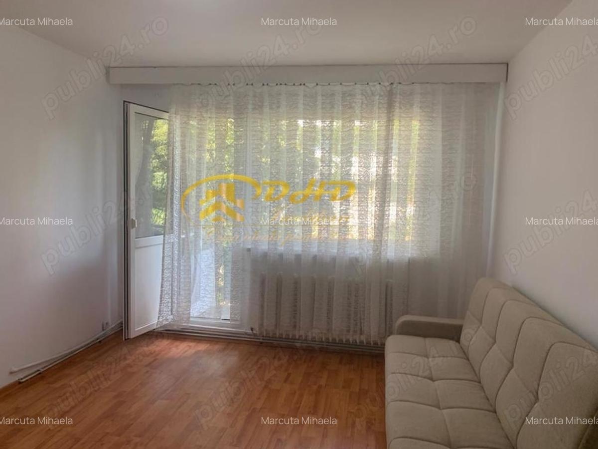 Apartament cu 3 camere Podu Ros - 1