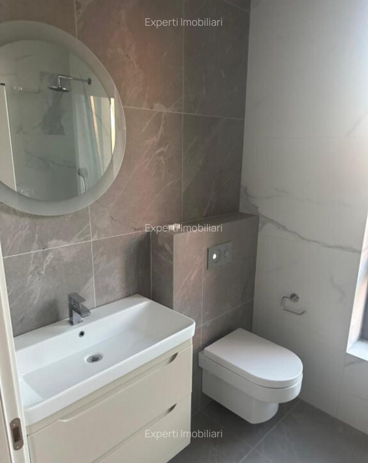 Vila deosebita de vanzare - zona Mamaia Nord pe malul laculu - 17