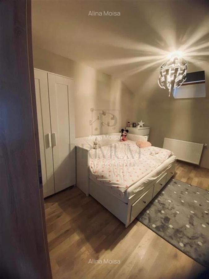 Duplex mobilat utilat - zona excelenta - teren 350 mp - curte amenajata - toate - 12