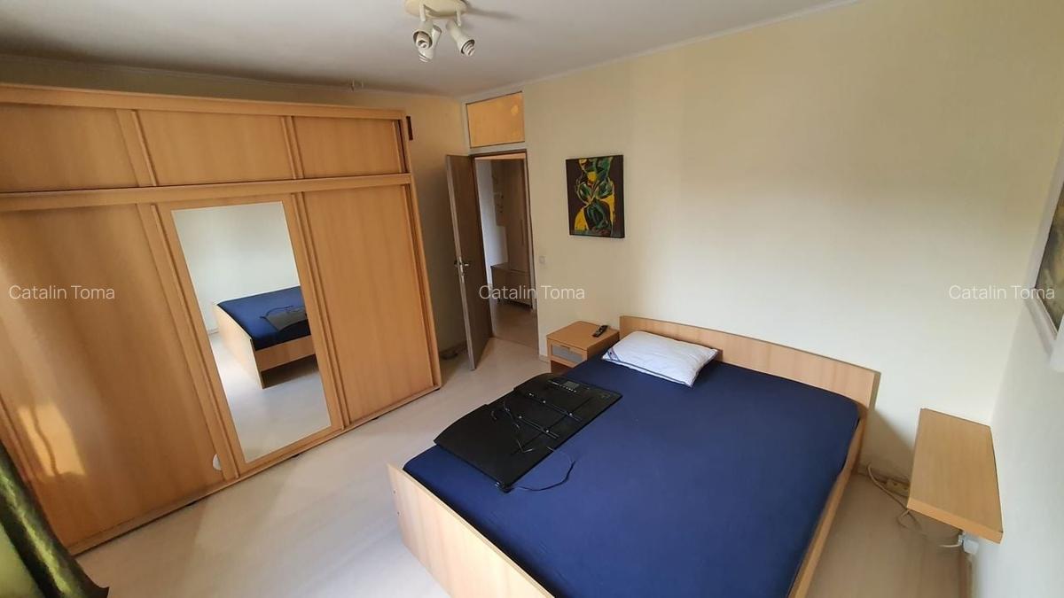 Apartament 3 camere de vânzare–complet mobilat, pe Str. Novaci/13 Sept - 9