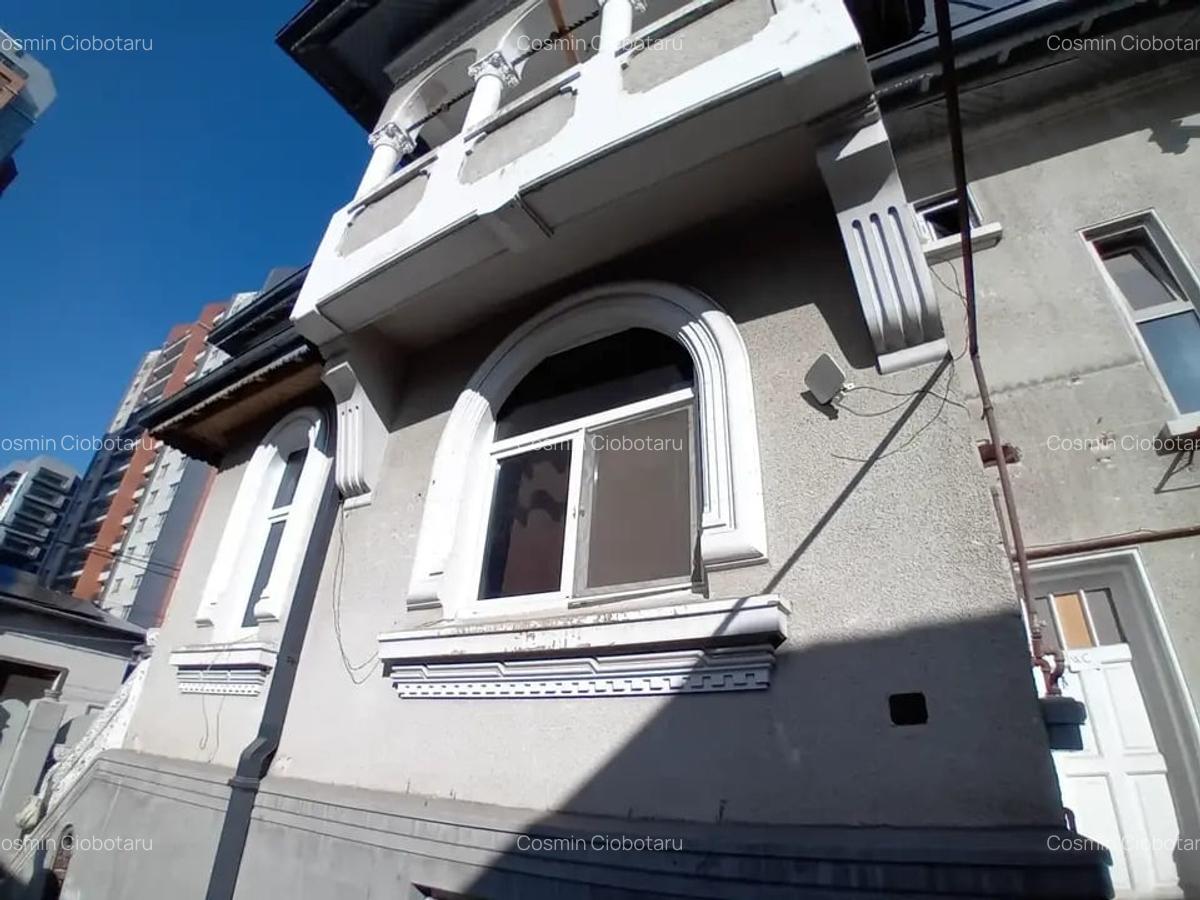 Vilă de Epocă Spatioasă în Zona Vitan Mall - 5