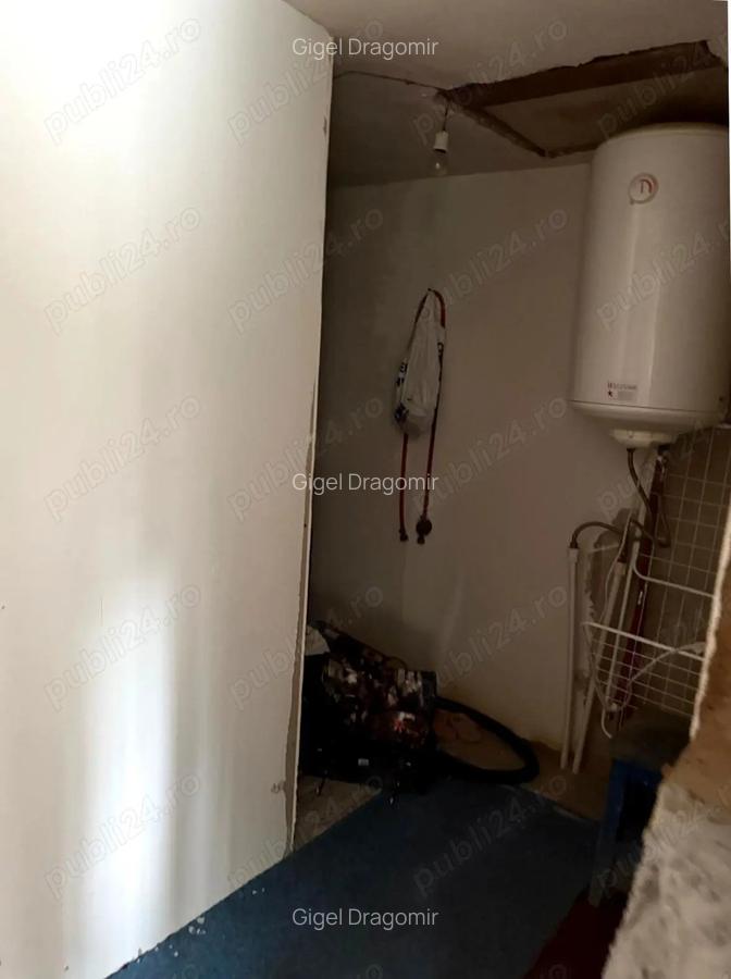 Se vinde casa la ?ara locuibila - 4