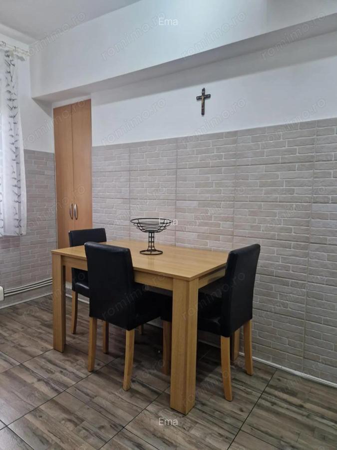 Apartament 2 camere in orasul Hunedoara - 12