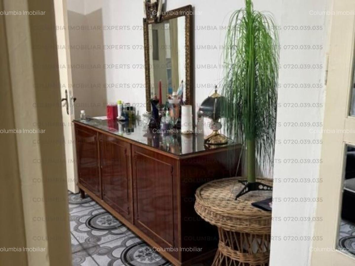 Eroii Revolutiei , piata Progresu - 3