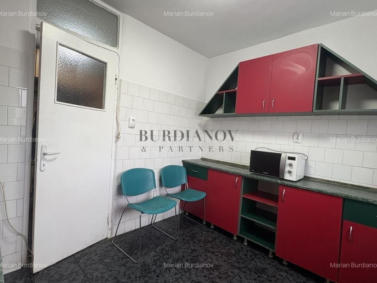 Apartament cu 3 camere de vânzare Bd. Basarabia / Metrou Titan - 5