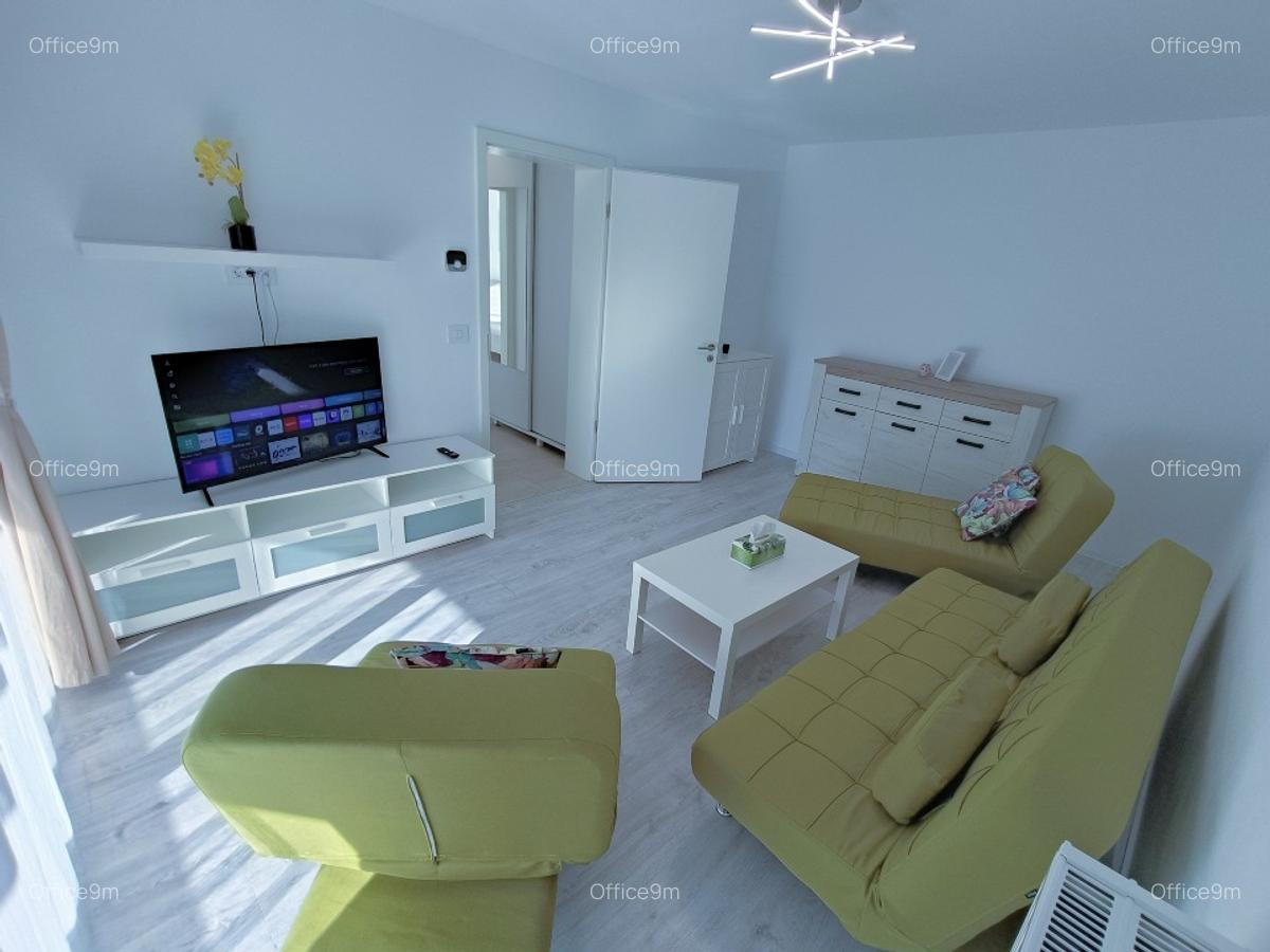 Mall Coresi - apartament 2 camere decomandat - boxă - parcare - 2