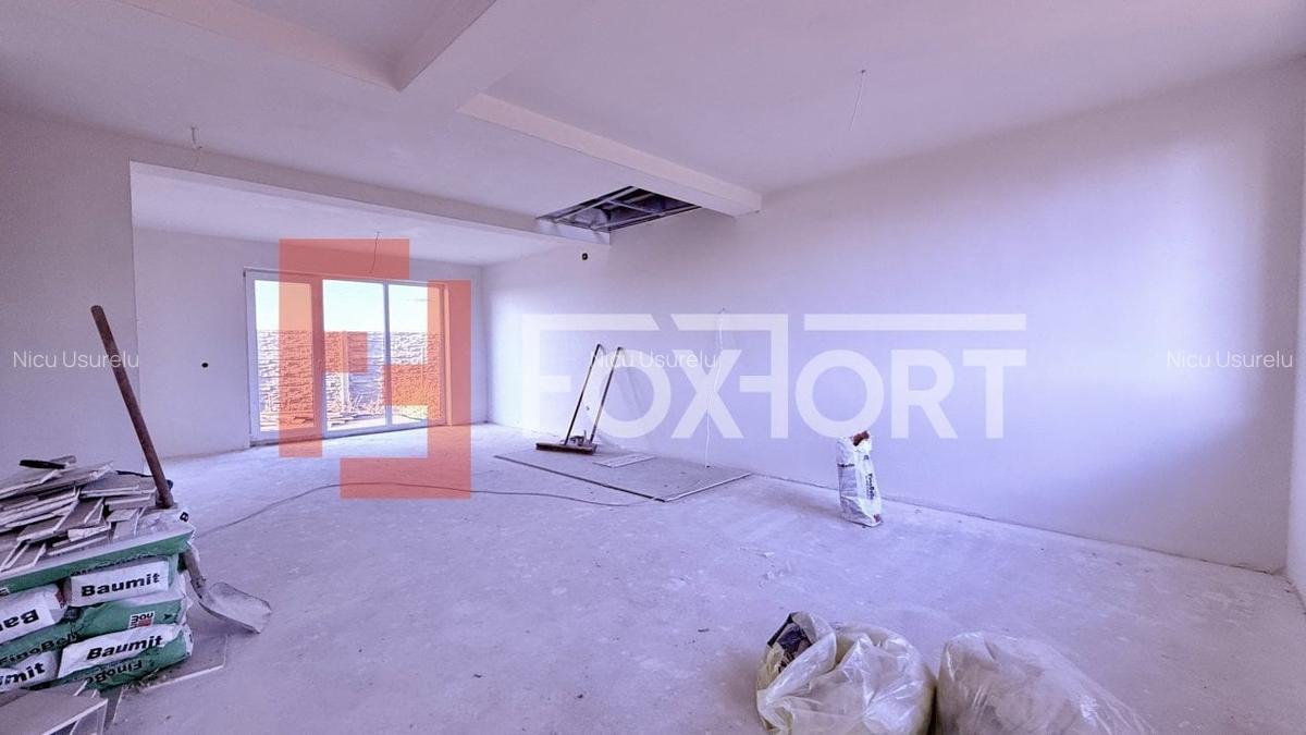 Casa tip triplex, cu 2 camere, de vanzare in Sanandrei. - 3