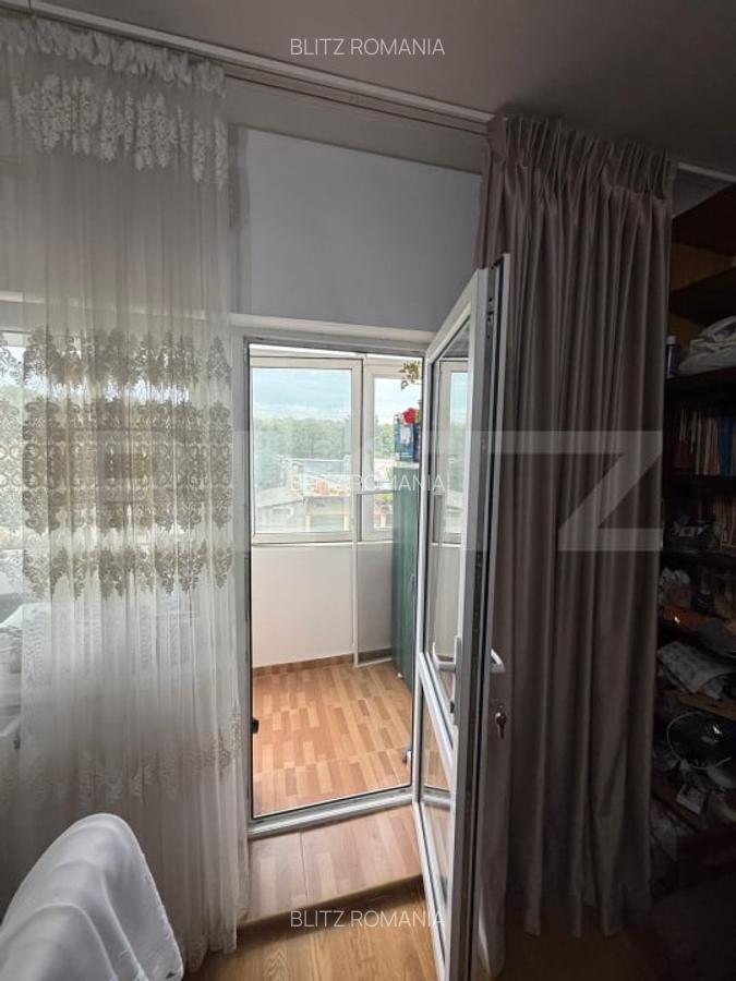 Apartament de vanzare, cu 2 camere, 60 mp, zona Sala Sporturilor, etaj 1/4 - 5