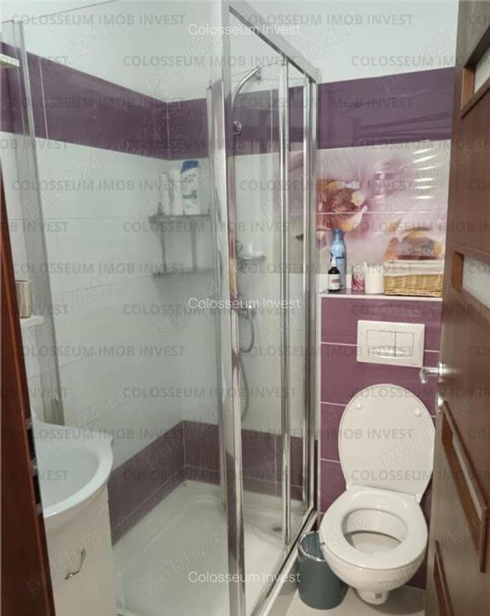 Apartament cu 3 camere , decomandat - zona Ghimbav - 1