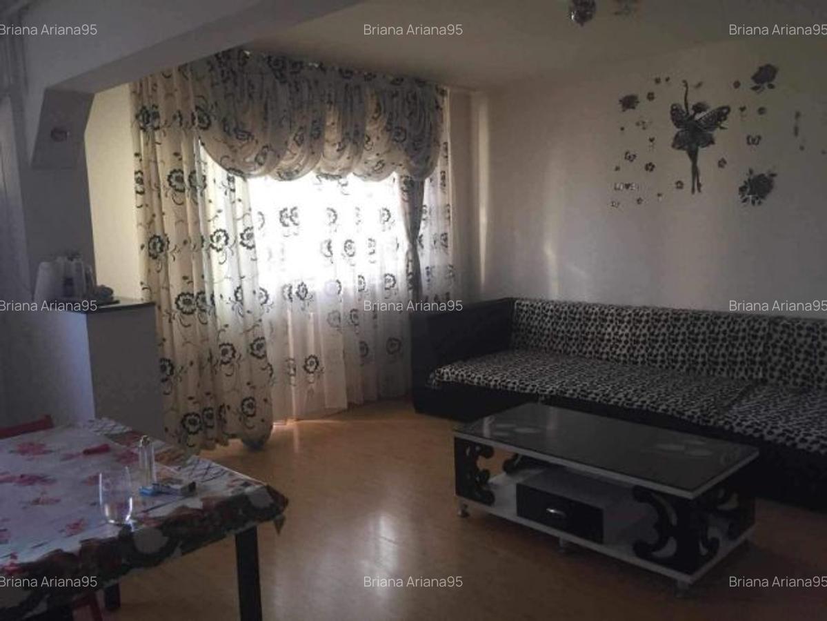 Vând apartament 3 camere - 9