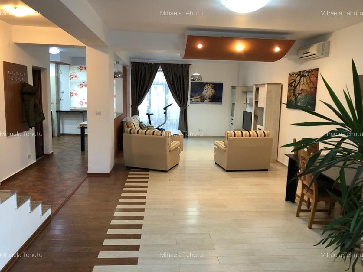 Casă cu 3 camere în Bucium - 3