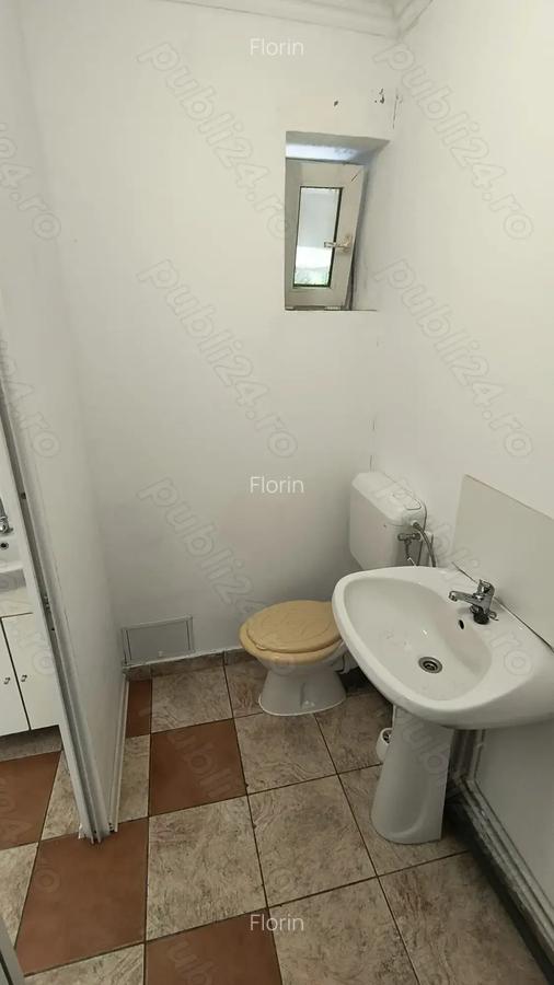 Spatiu comercial de inchiriat = Central= - 6