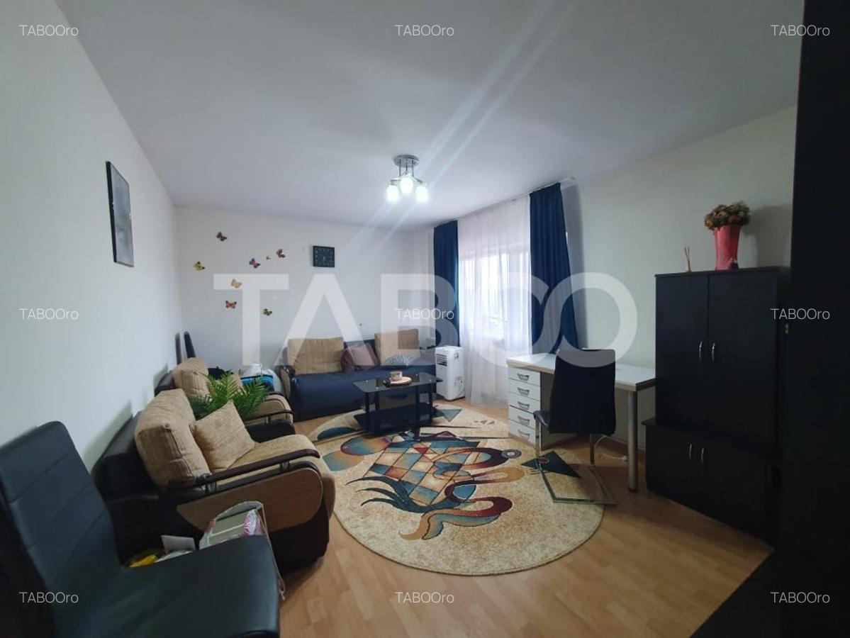 Apartament cu 2 camere decomandat, mobilat în Exterior Sud - 1