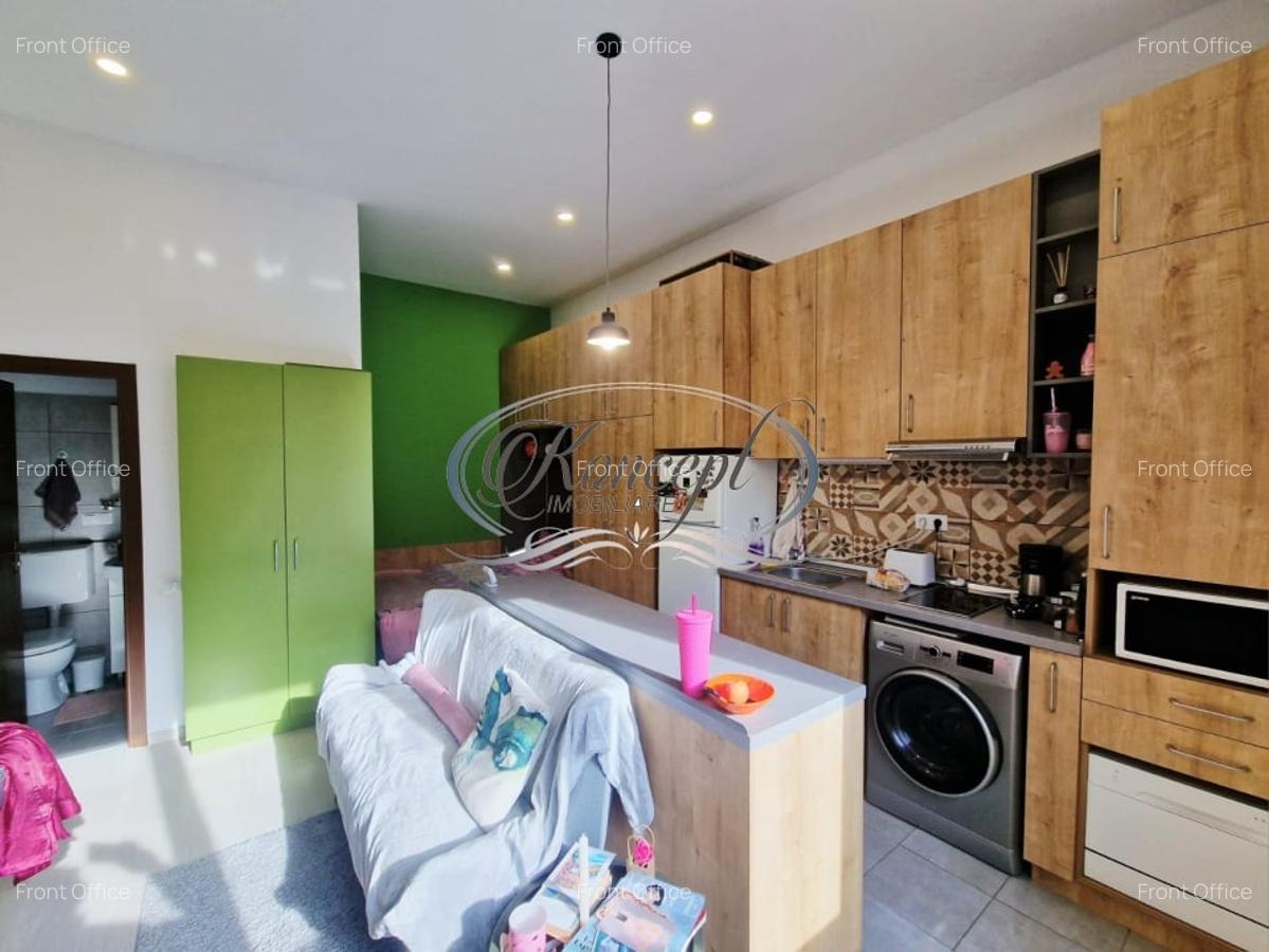 Investitie ideala: casa cu 2 unitati locative si curte, str. Horea - 3