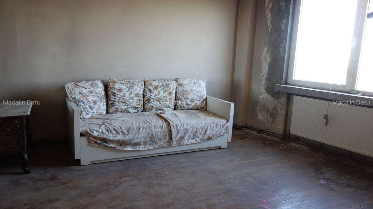 Calea  Victoriei-Piata Sfintii Voievozi: 171mp+55 mp terasa - 16