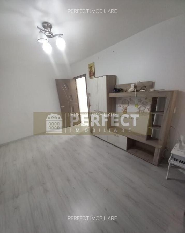 Ap.3 camere ETAJ 3,pret 64.500 euro! (zona Mihai Bravu) - 3 Ap.3 camere ETAJ 3,pret 64.500 euro! (zona Mihai Bravu) - 3