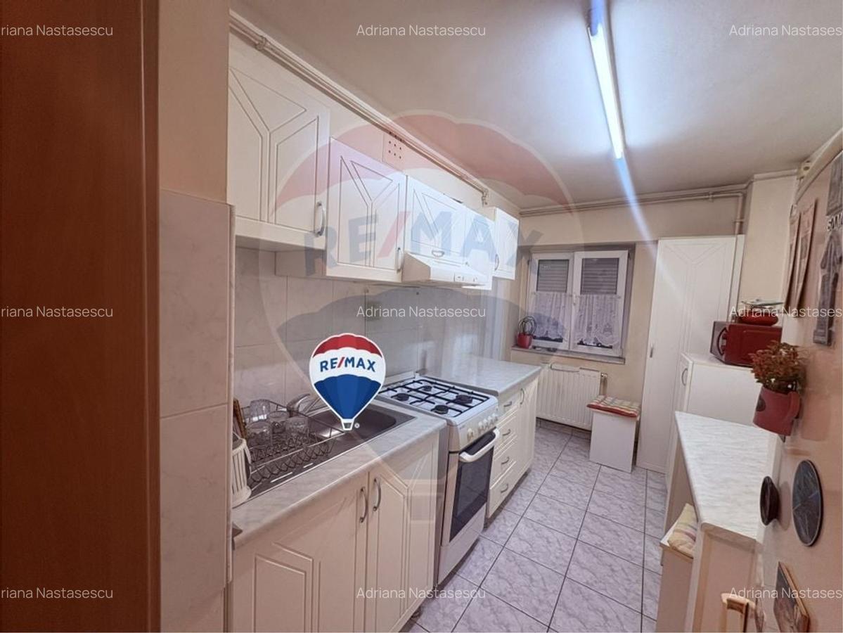 Apartament cu 2 camere -parter, cu centrala proprie - 2