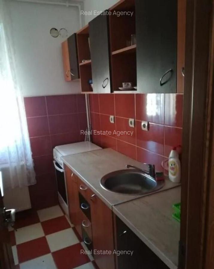 1 camera in zona Circumvalatiunii - 5