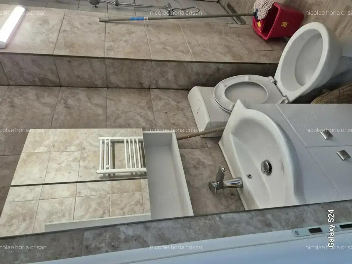 Inchiriez garsoniera - 1