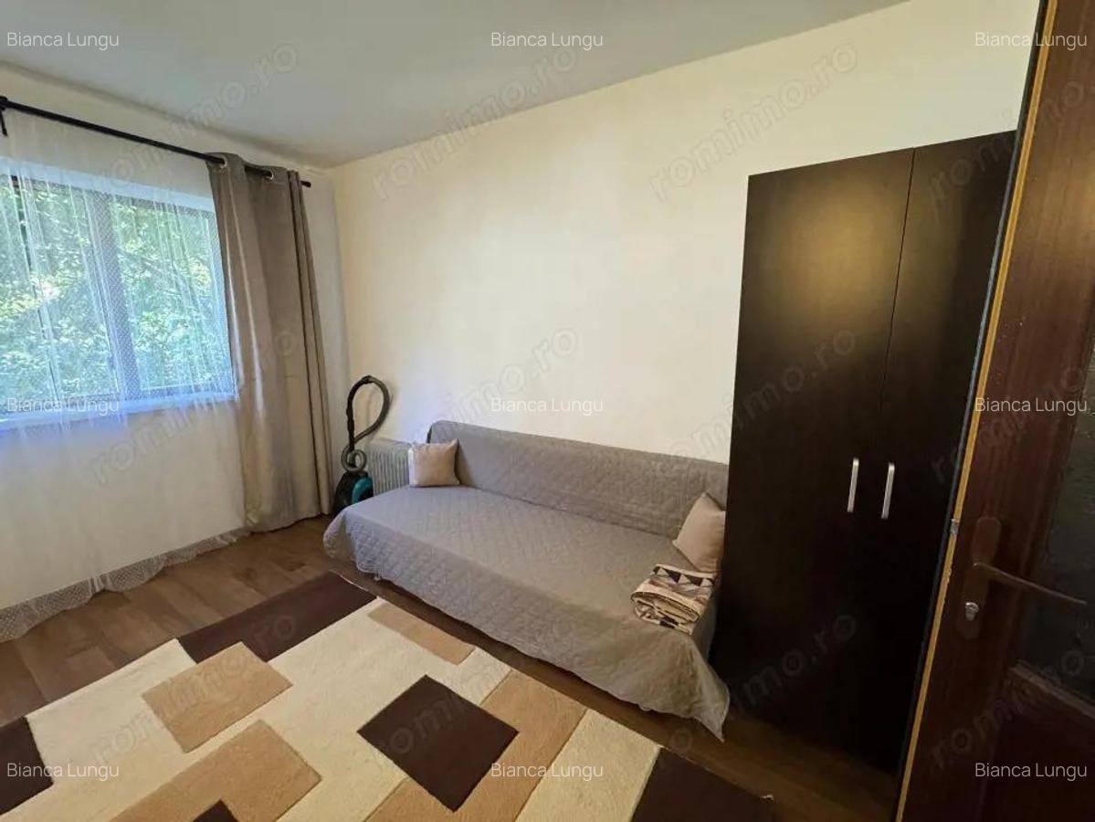 Garsoniera ( Bloc Reabilitat )-Piata Bobocica - 3
