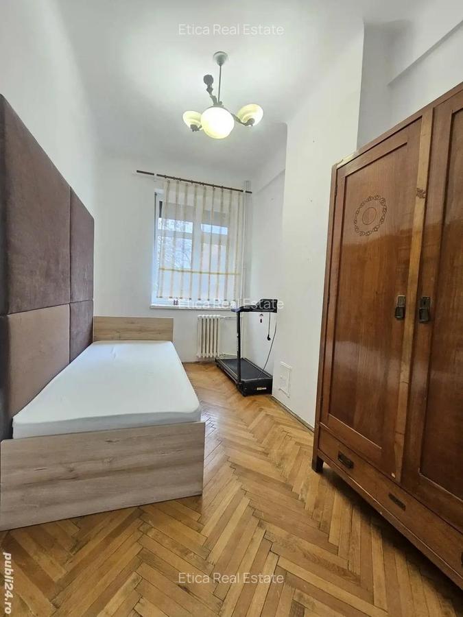 Apartament 3 camere str Republicii - 8