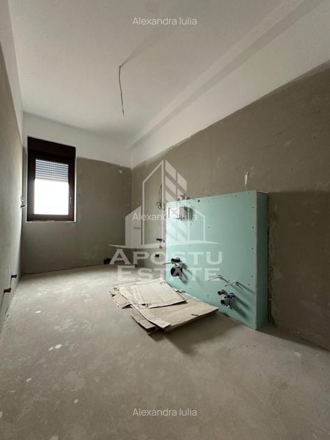 Apartament cu 3 camere semidecomandat în Giroc - 15