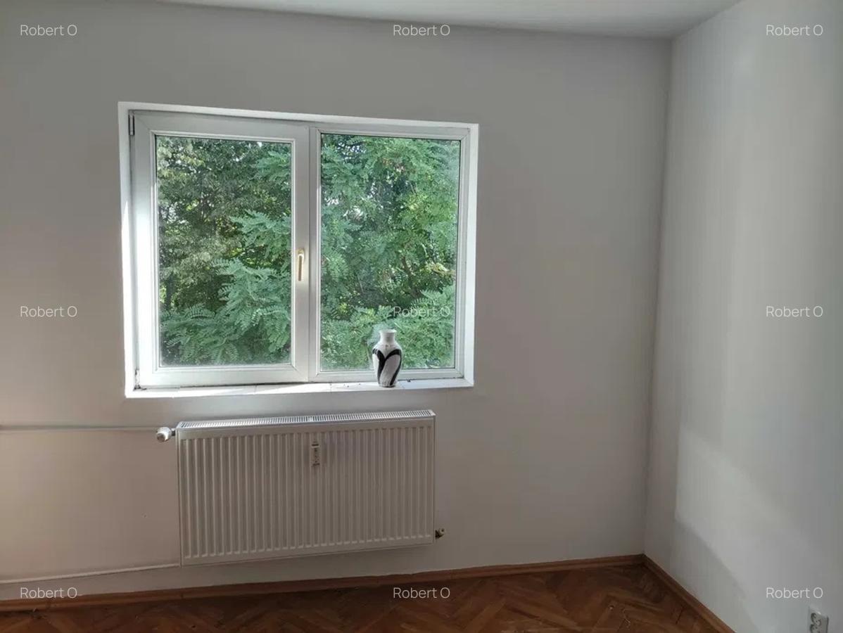 NORD-Cameliei-2cam-cubulet, cf1, dec,3/4, T, sg, izolat - 56000 euro - 3