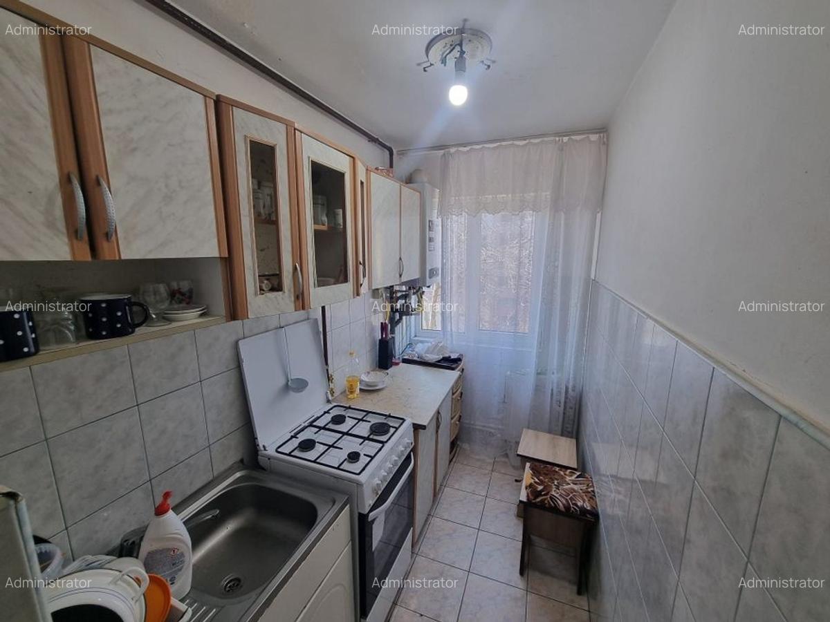 KM 4-5 PIATA-apartament 3 camere cu gaze - 10