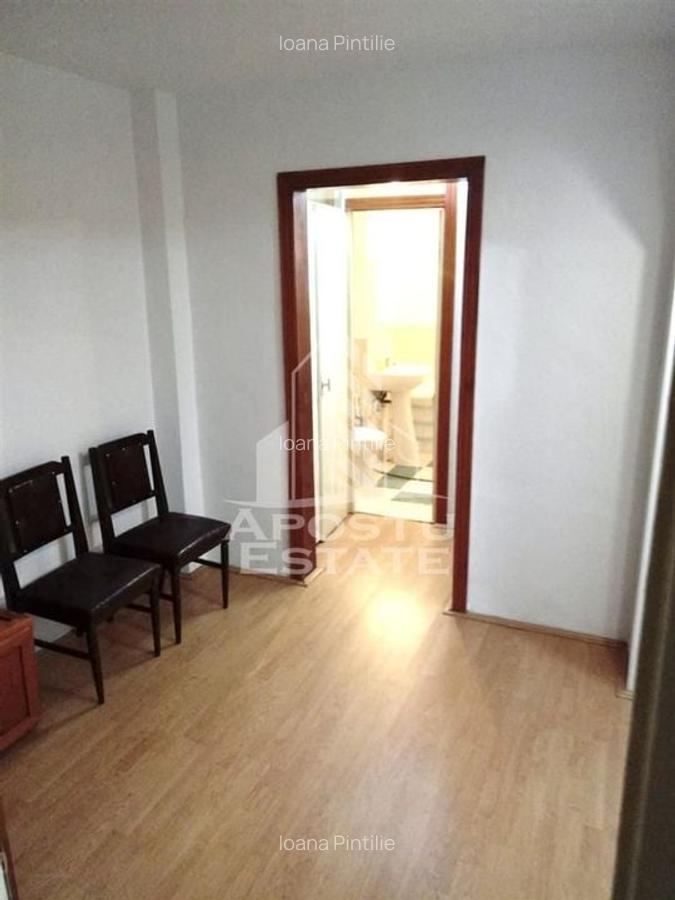 Apartament cu 2 camere, decomandat, zona Complex - 7
