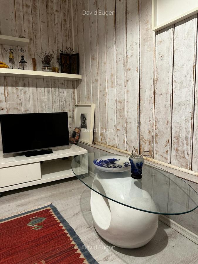 Locuinta de vacanta / rezidentiala - - 17