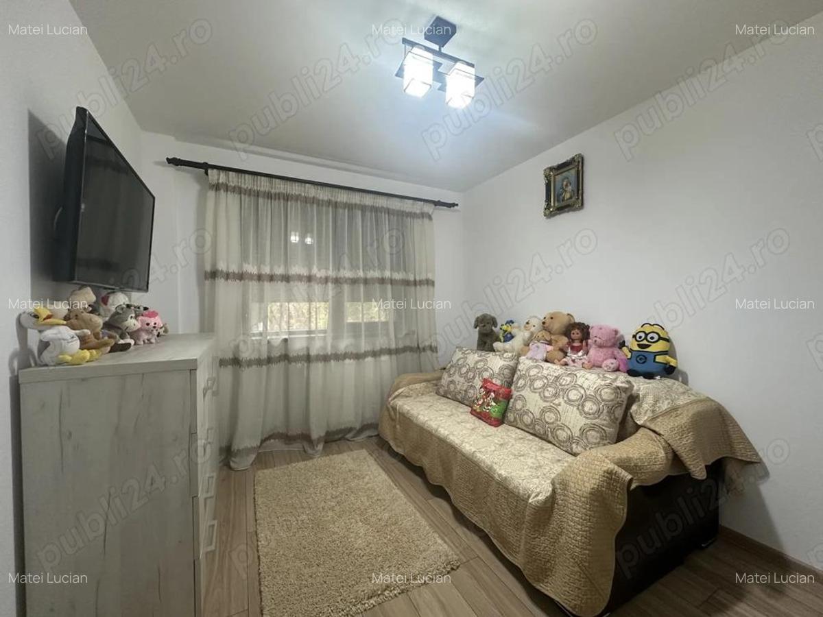 Agentia imobiliara VIGAFON vinde apartament 2 camere Malu Rosu - 8