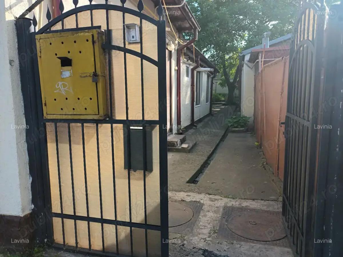 Casa de vanzare - zona Bariera - 7