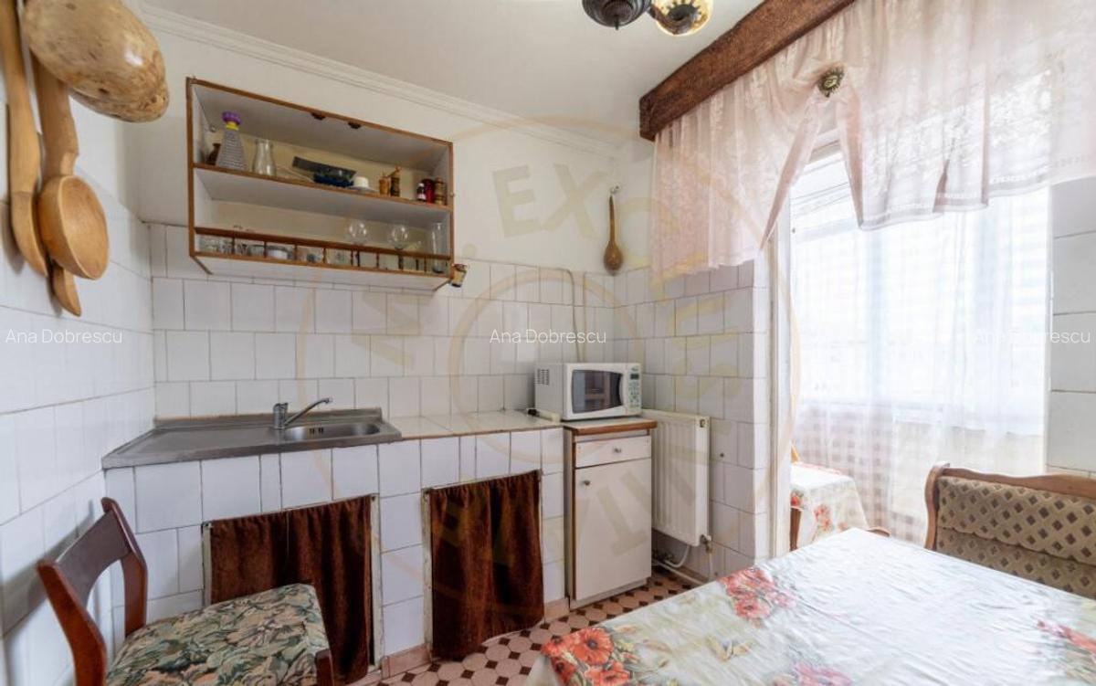 Apartament 3 camere - Topoloveni, Central - 9