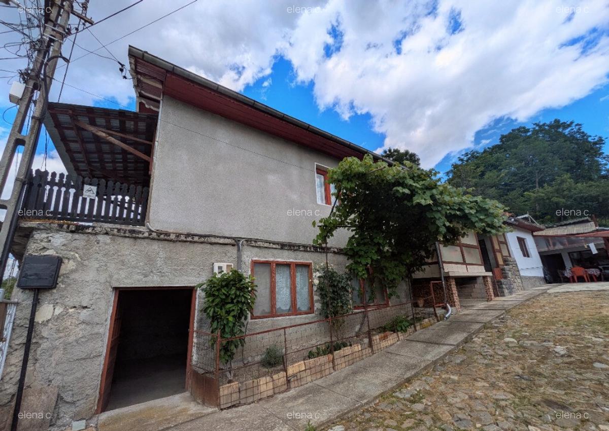 Casa cu teren generos in Comarnic, Prahova aproape de DN1 - 15