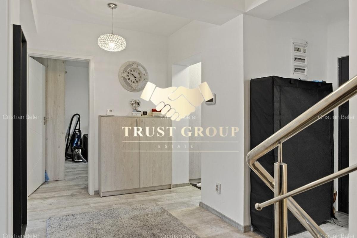 -Casa\Vila 9 Camere -  Teren de 700 mp - Ideala pentru Familii sau Businessuri - 17