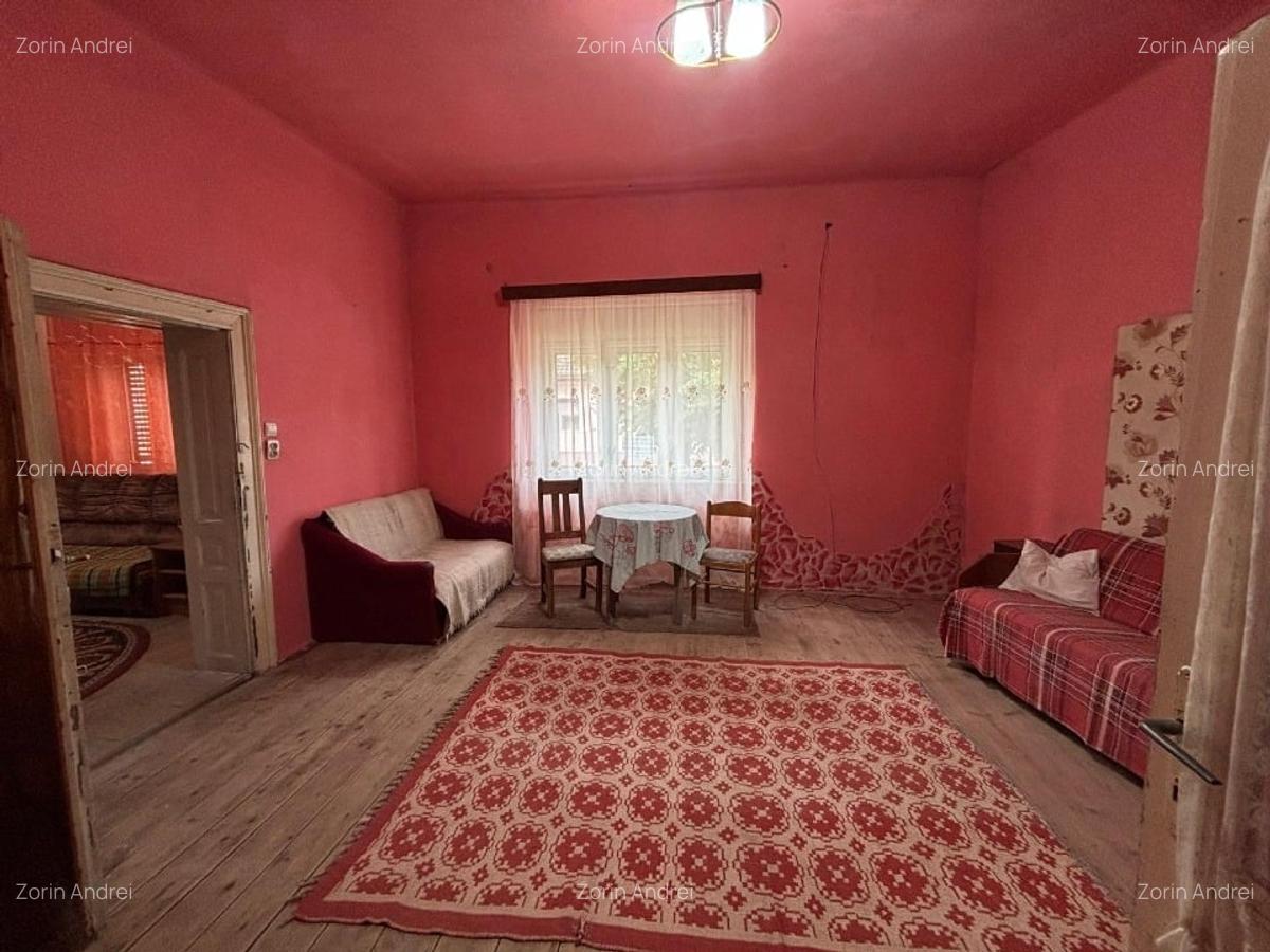Casă de vânzare ultracentral Salonta, front stradal 27 ml - 3