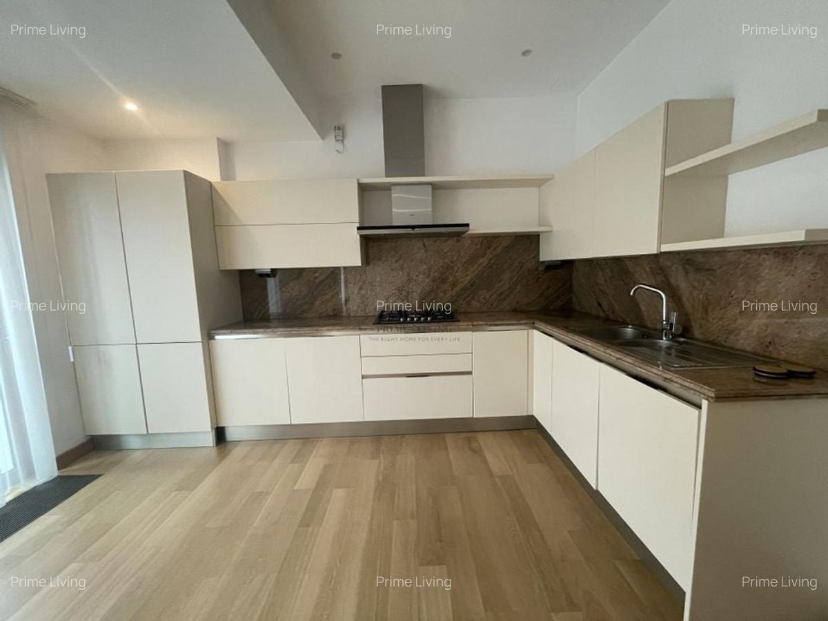 APARTAMENT LUX CU 3 CAMERE, SPATIOS, LA INCHIRIERE IN ZONA PRIMAVERII - 2