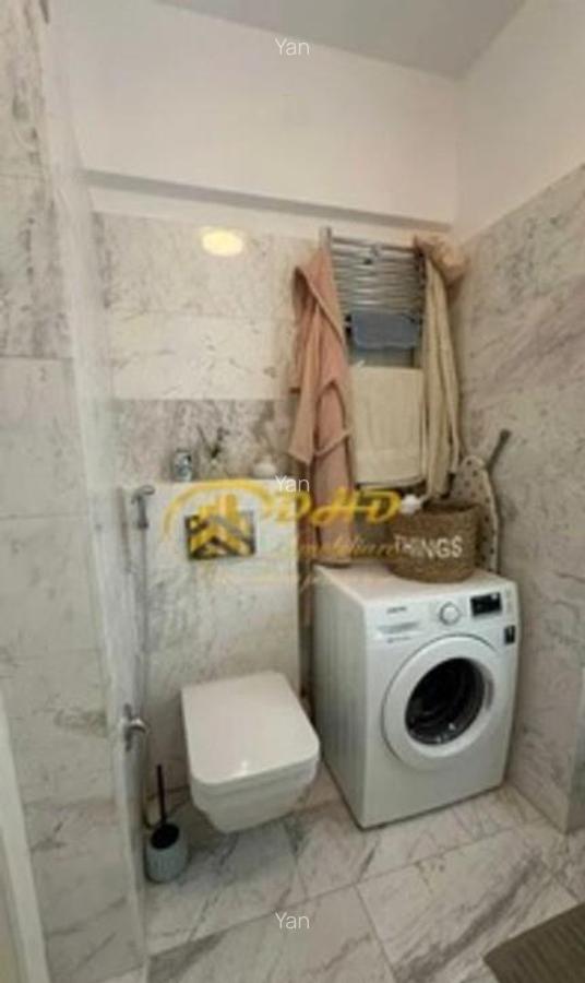 Apartament cu 2 camere situat in zona Royal Town - 2
