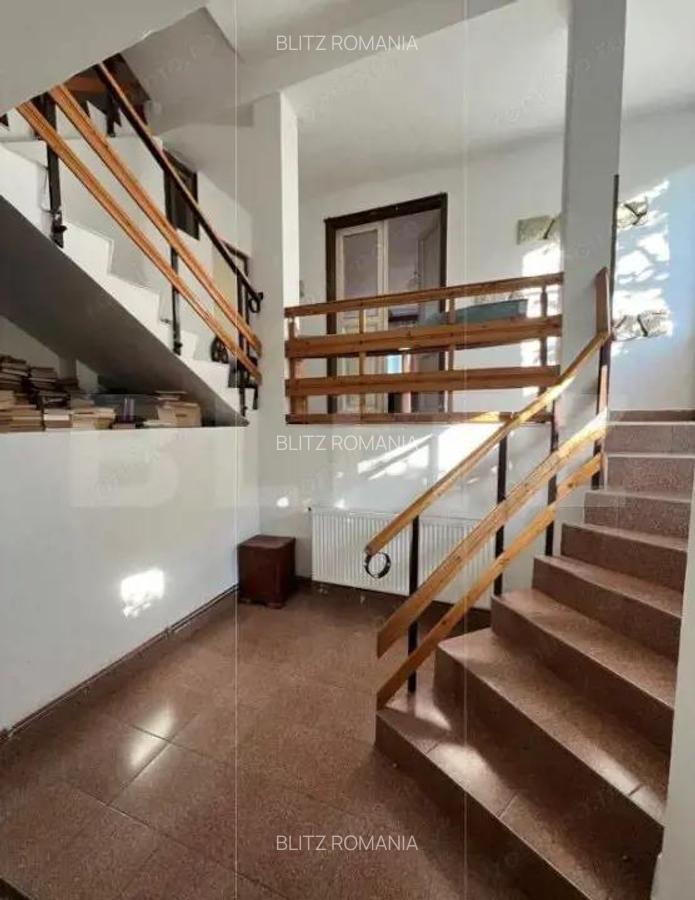 Spatiu de birouri, 280 mp, la vila, garaj, zona Piata 1 Mai - 3