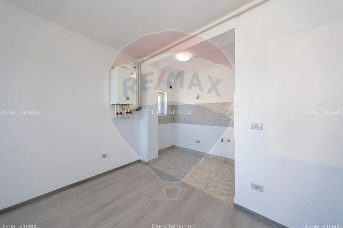 Garsoniera in zona Ghimbav Livada- Comision 0% - 6