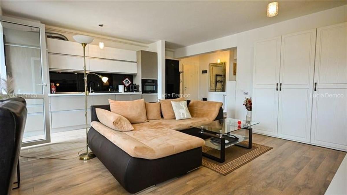 Apartament cu 3 camere decomandat, mobilat în Avantgarden - 2