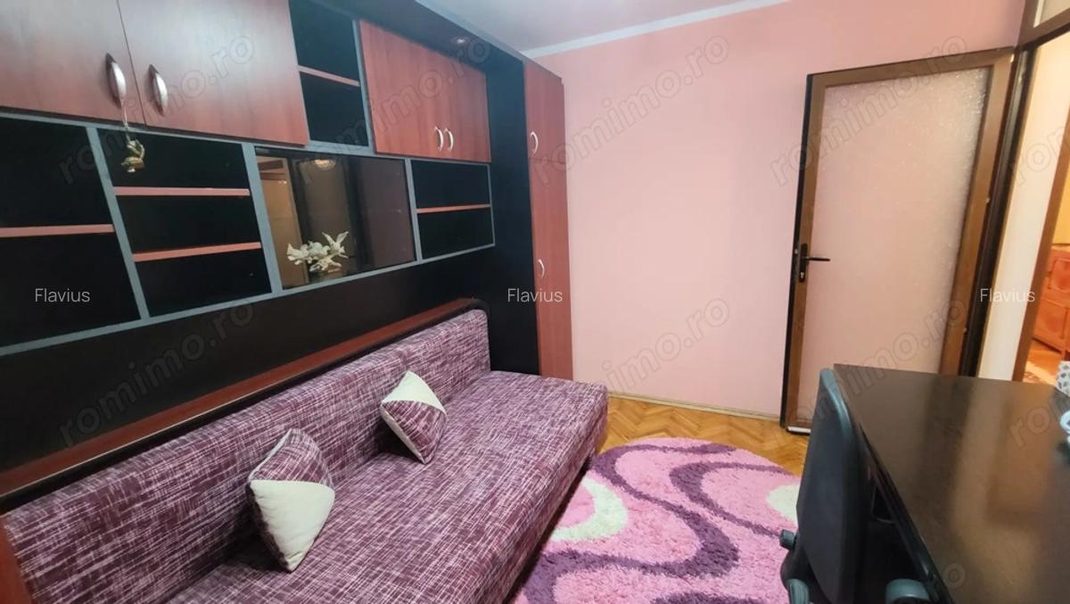 Inchiriez apartament 2 camere + parcare, zona Orizont, Micalaca - 3