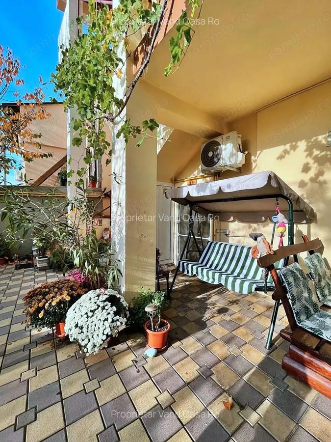 Vila P+2 cu 4 Apartamente / Spa?iu Comercial PROPRIETAR - 14