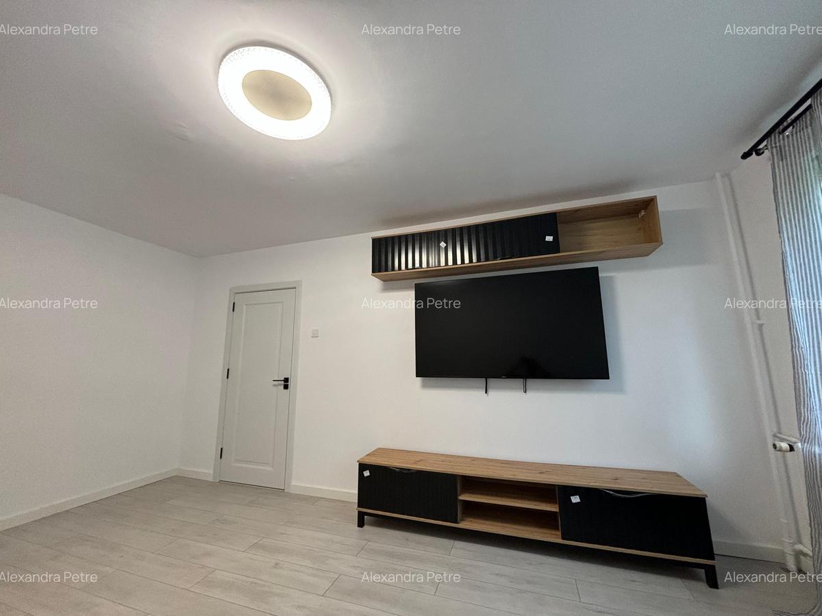 Apartament 2 camere luminos, Sector 4 – gata de mutat! - 4