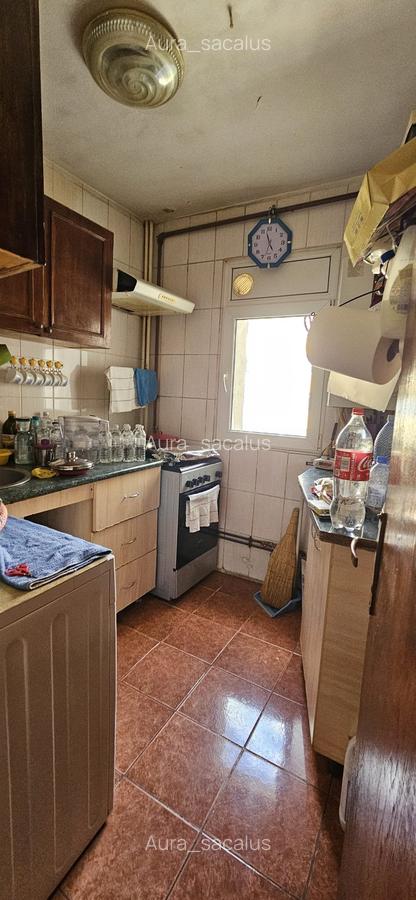 Apartament 2 camere, etaj 9/10, centrala proprie, bloc izolat, str Luntrei - 3