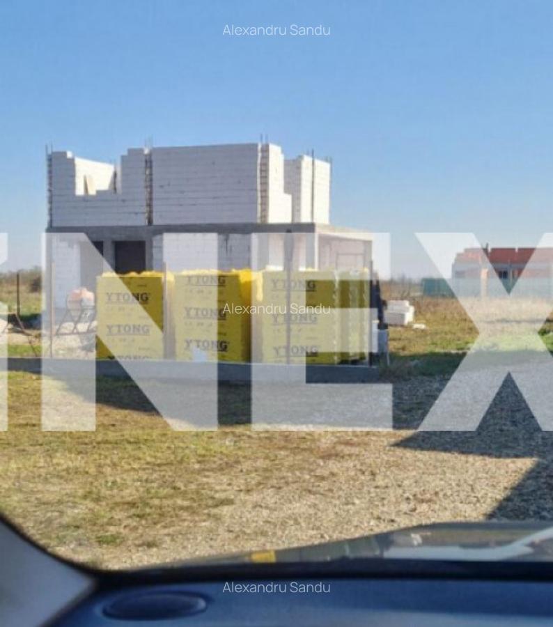 Casa / Vila 3 camere de vanzare in Albota, zona Central? - 1